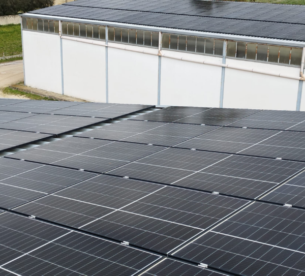 Impianto fotovoltaico industriale incentivi e risparmio